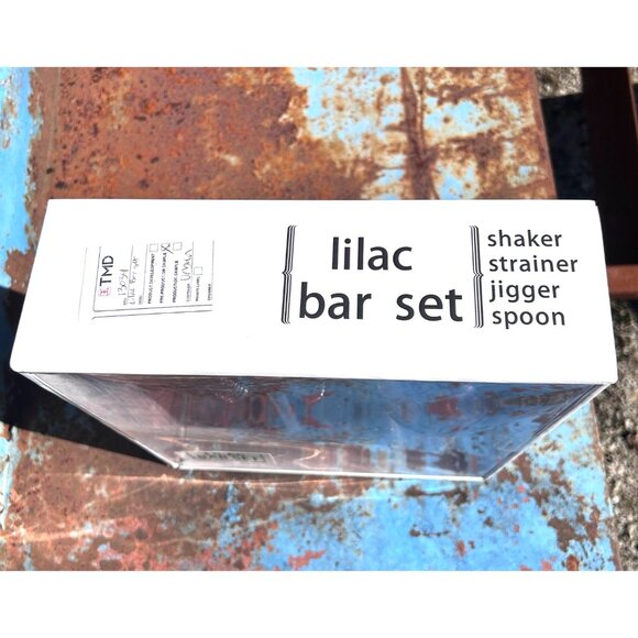 NIB URBAN OUTFITTERS LILAC PURPLE COCKTAIL BAR SET GIFT BOX SHAKER STRAINER JGR+ - Picture 4 of 4